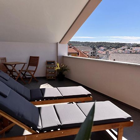 Apartment Oscar Mali Lošinj Eksteriør billede