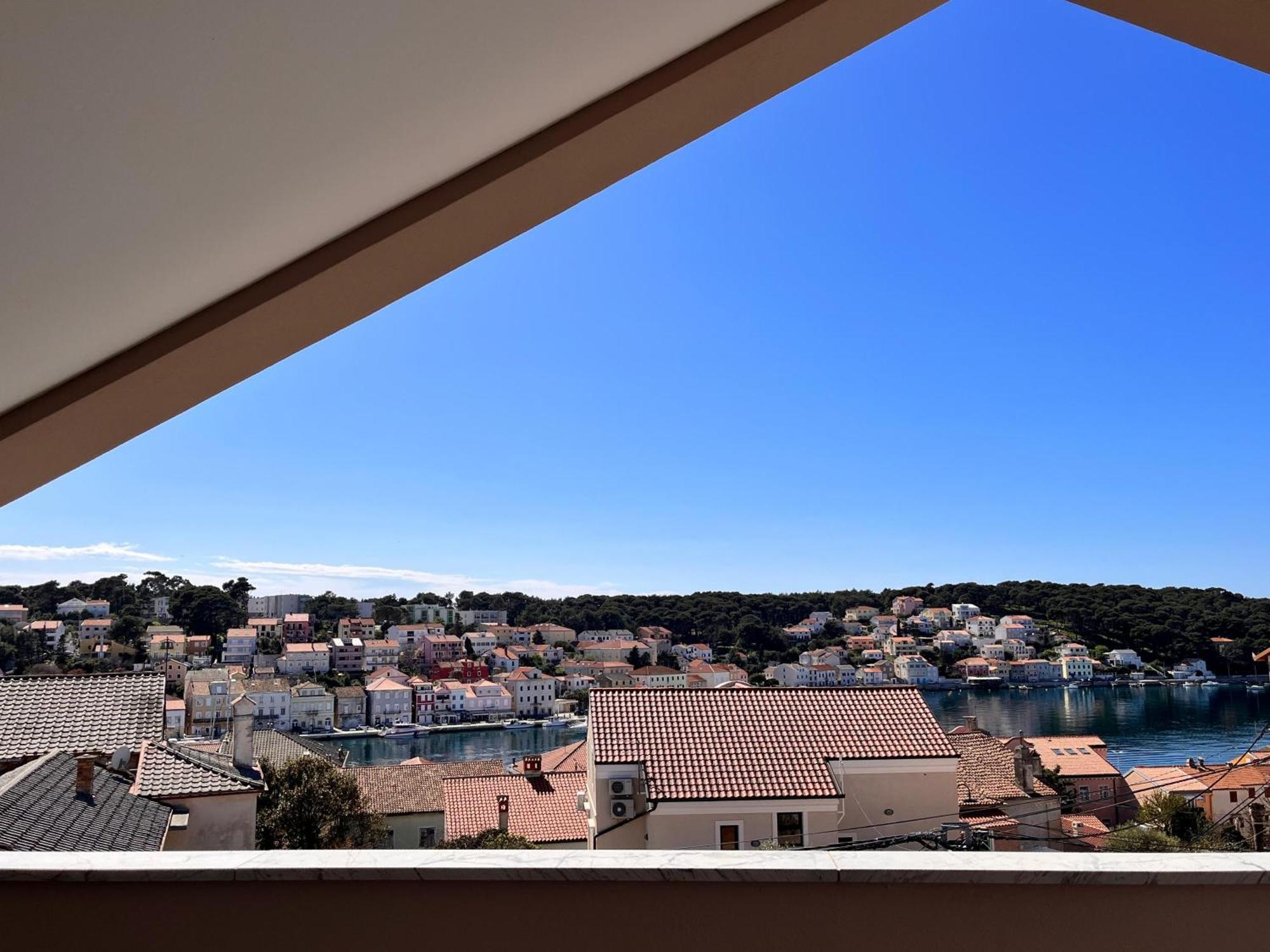 Apartment Oscar Mali Lošinj Eksteriør billede